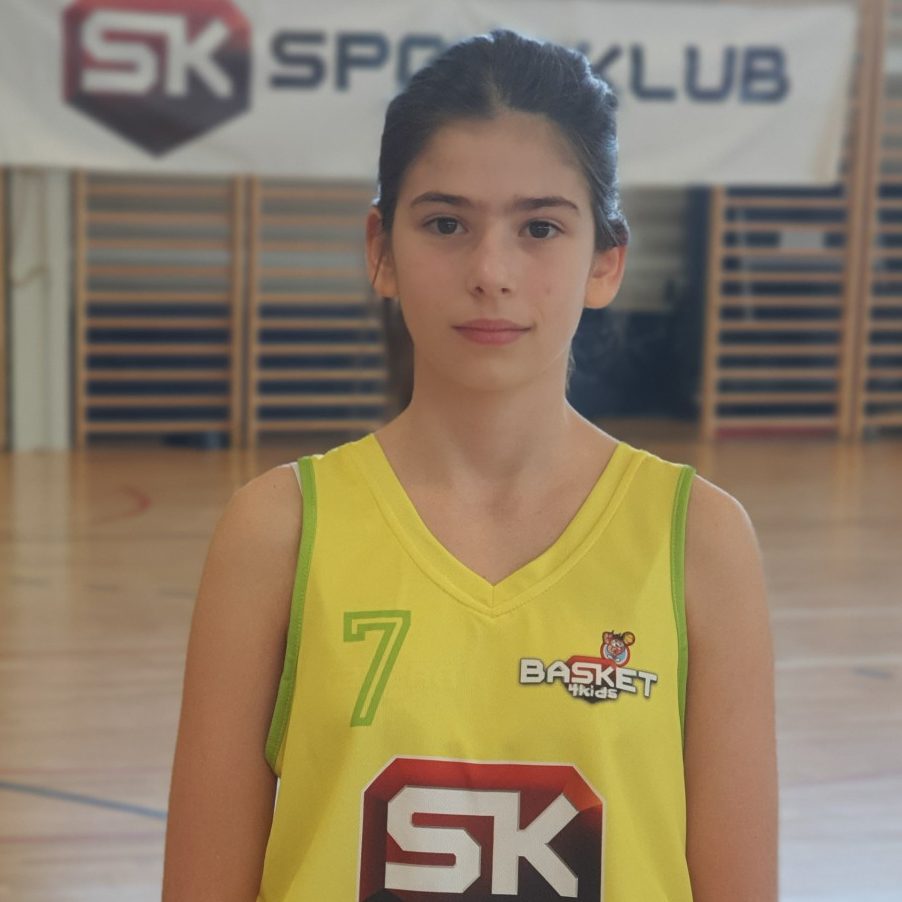 Lucija Barić