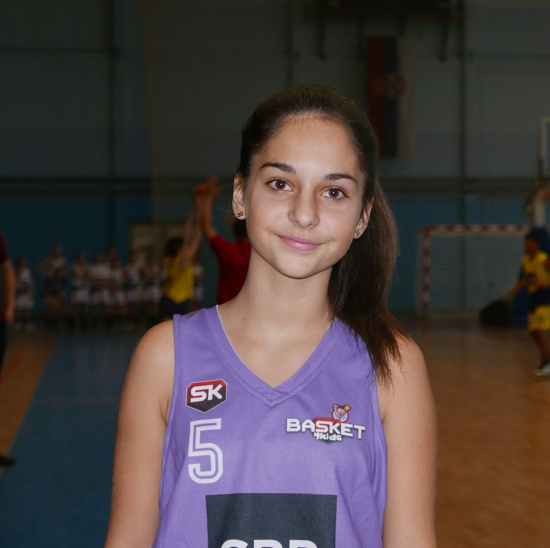 Emilija Škrbić